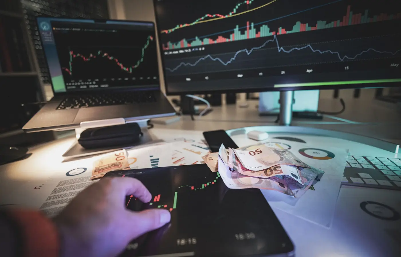 Smart contract and digital asset technology for Ajman companies